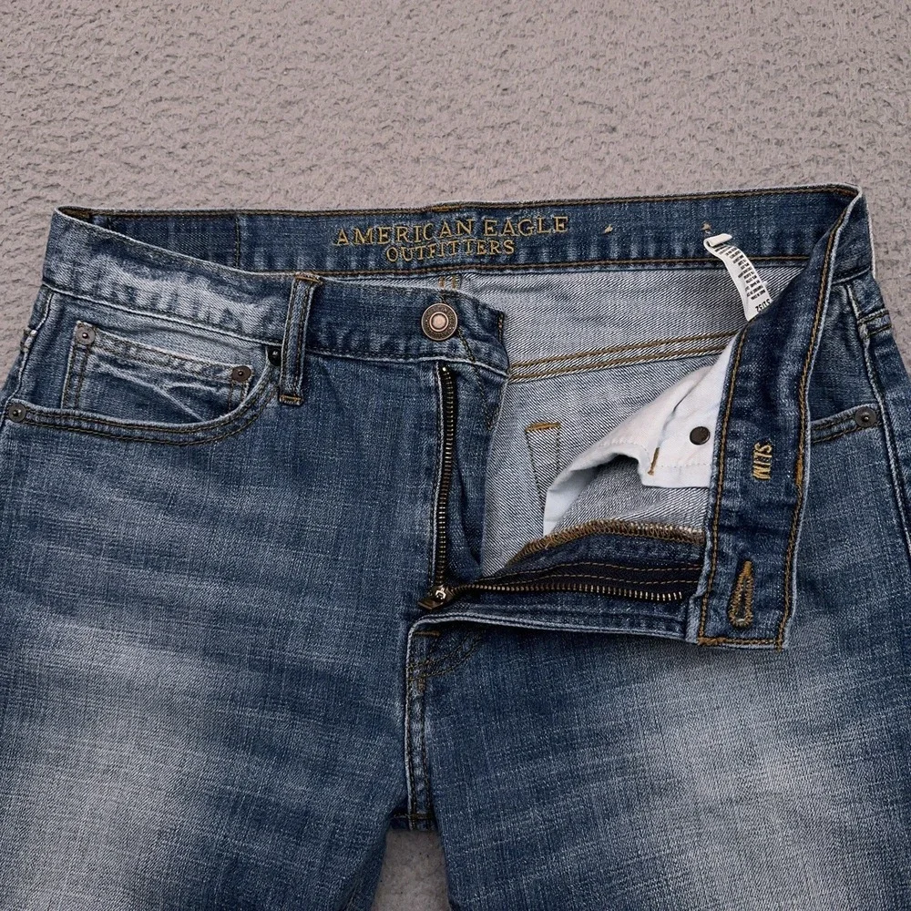 American Eagle Jeans Men's 33x32 Slim Straight Medium Wash‎ Faded Whiskered